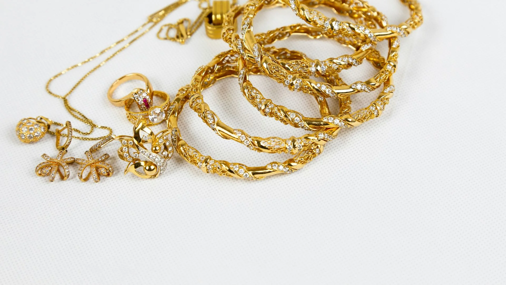 Gold jewellery collection